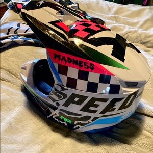 Fox helmet  V1 CZAR lt gry